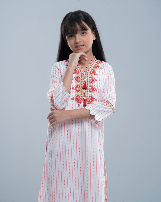 Junior Girls' Embroidered Ethnic Kurti (10-14 Years)