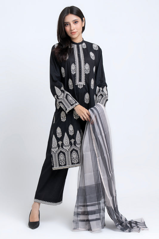 Relaxed Fit Embroidered Three-Piece Lawn