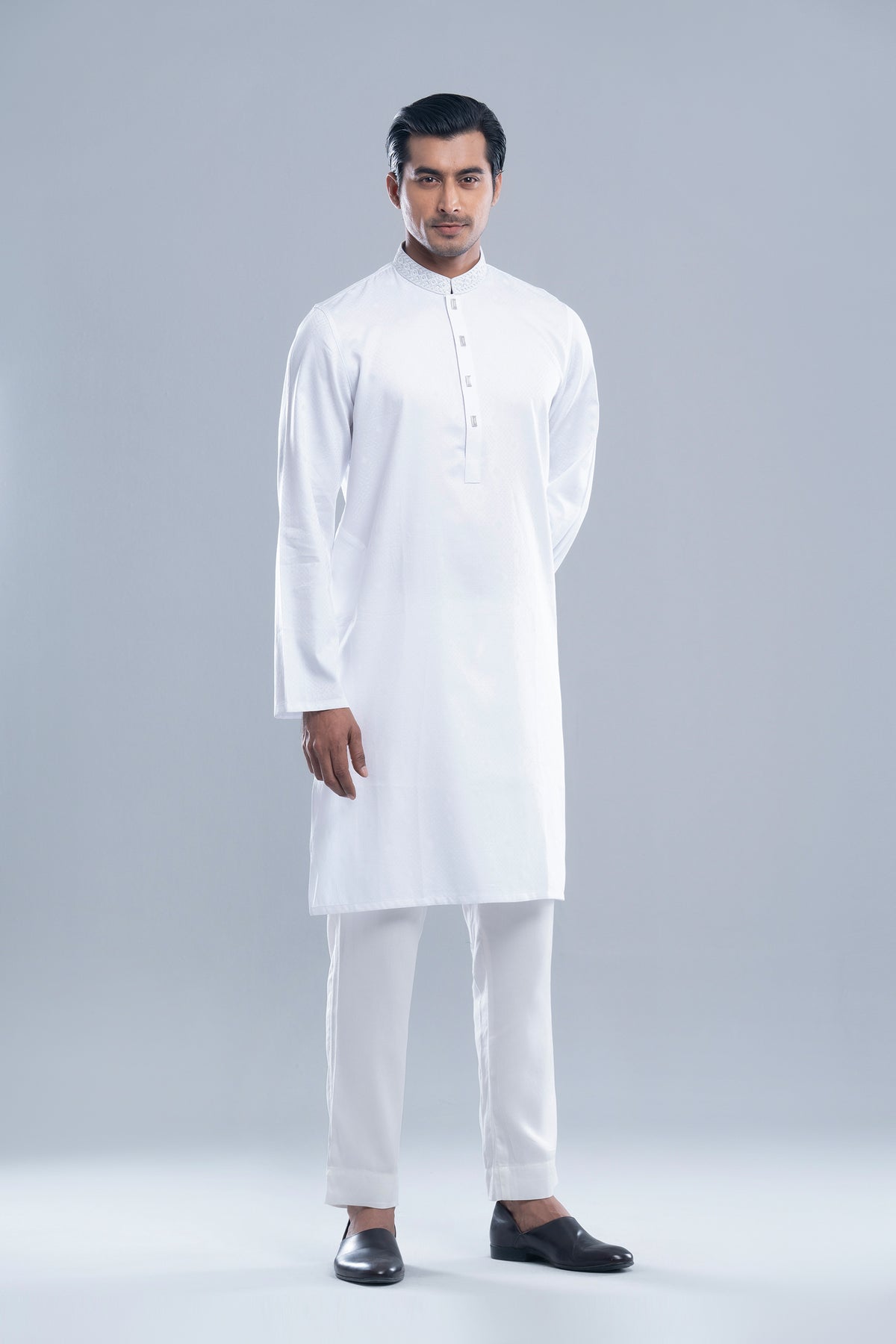 Regular Fit Embroidered Semi-Formal Panjabi