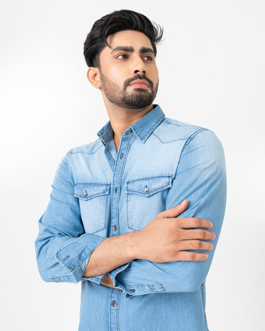 Regular Fit Solid Casual Shirt