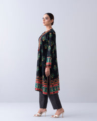 Relaxed Fit Embellished Lawn Kurti