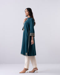 Relaxed Fit Embroidered One-Piece Ethnic Kurta