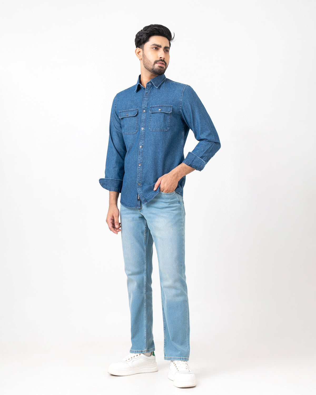 Regular Fit Solid Casual Shirt