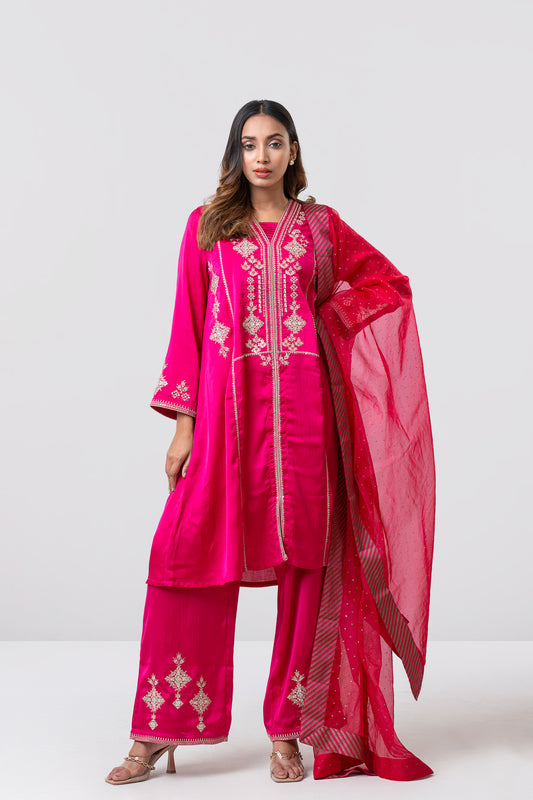 Smart Fit Embroidered Three-Piece Formal Ethnic Set with Organza Dupatta