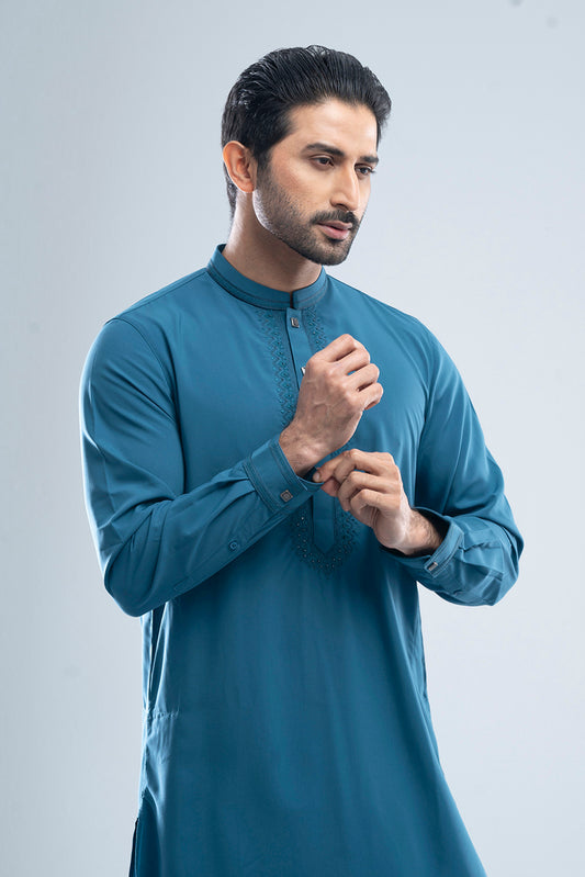 Regular Fit Embroidered Formal Kabli Set