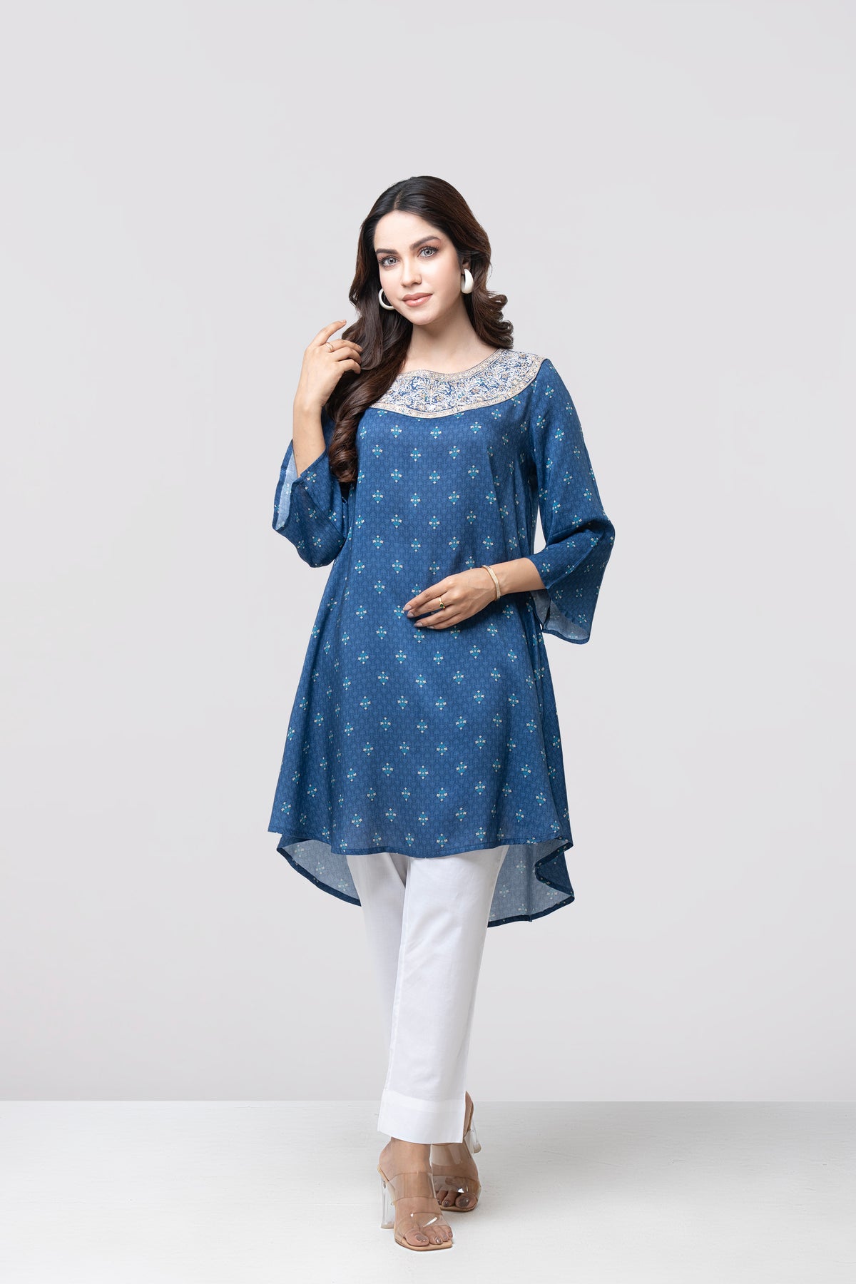 Smart Fit Embroidered Viscose Ethnic Kurti