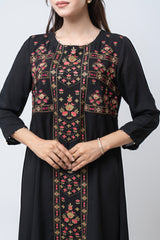 Women's Smart Fit Ethnic Kurta