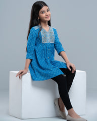 Girls' Embroidered Ethnic Kurti (6-8 Years)