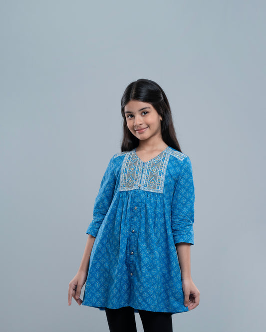Girls' Embroidered Ethnic Kurti (6-8 Years)