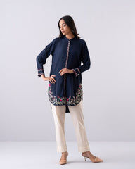 Relaxed Fit Embroidered Ethnic Kurti