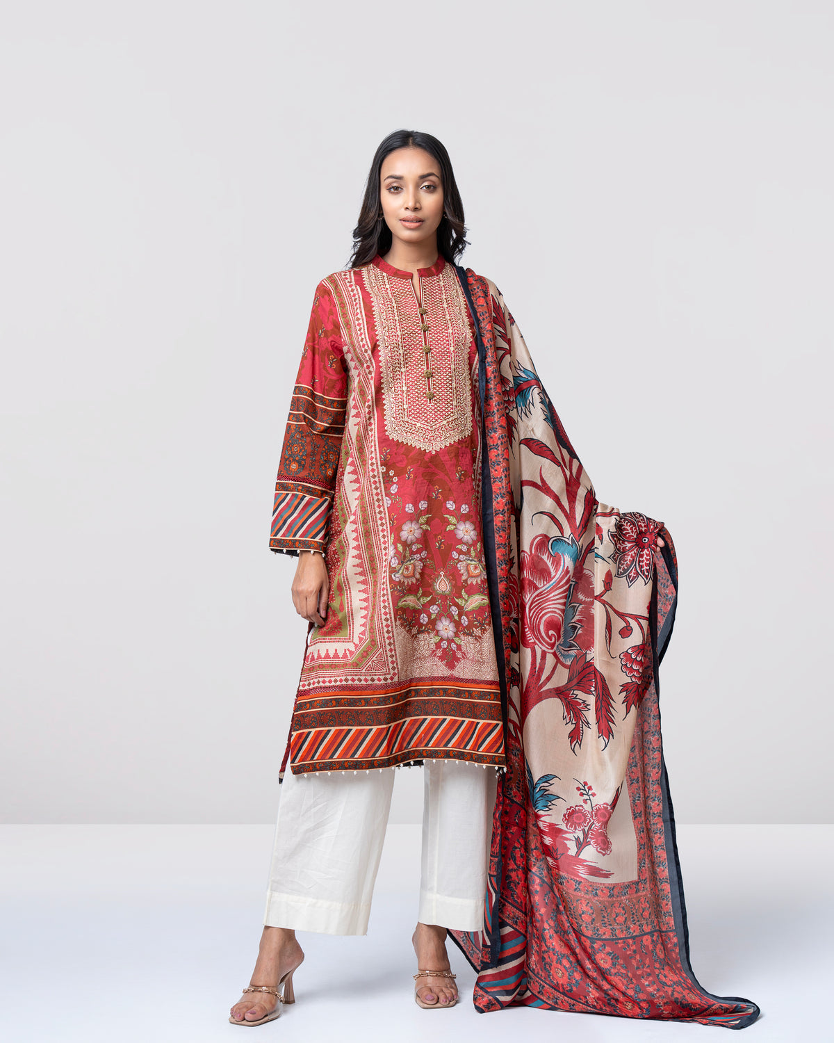 Smart Fit Embroidered Two-Piece Lawn with Silk Dupatta