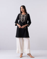 Smart Fit Embroidered Ethnic Kurti