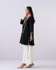 Smart Fit Embroidered Ethnic Kurti