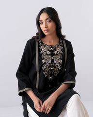 Smart Fit Embroidered Ethnic Kurti