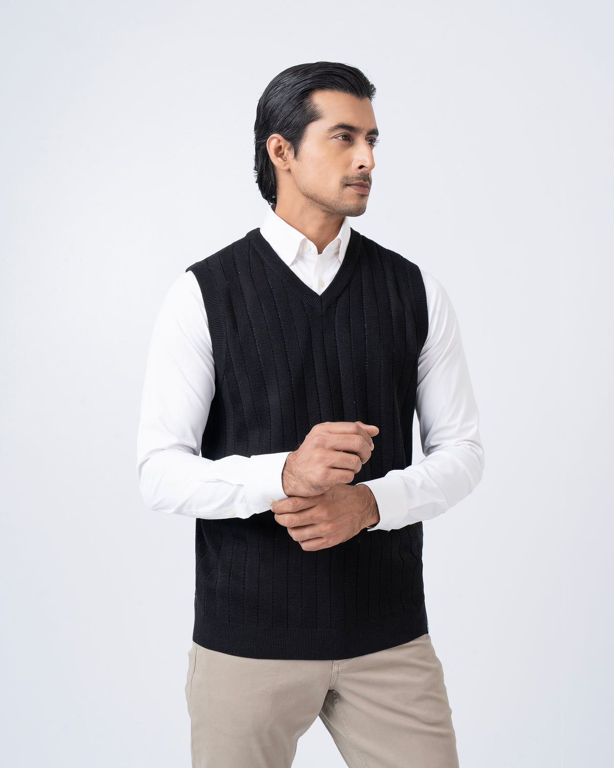 Regular Fit Solid Sweater Vest
