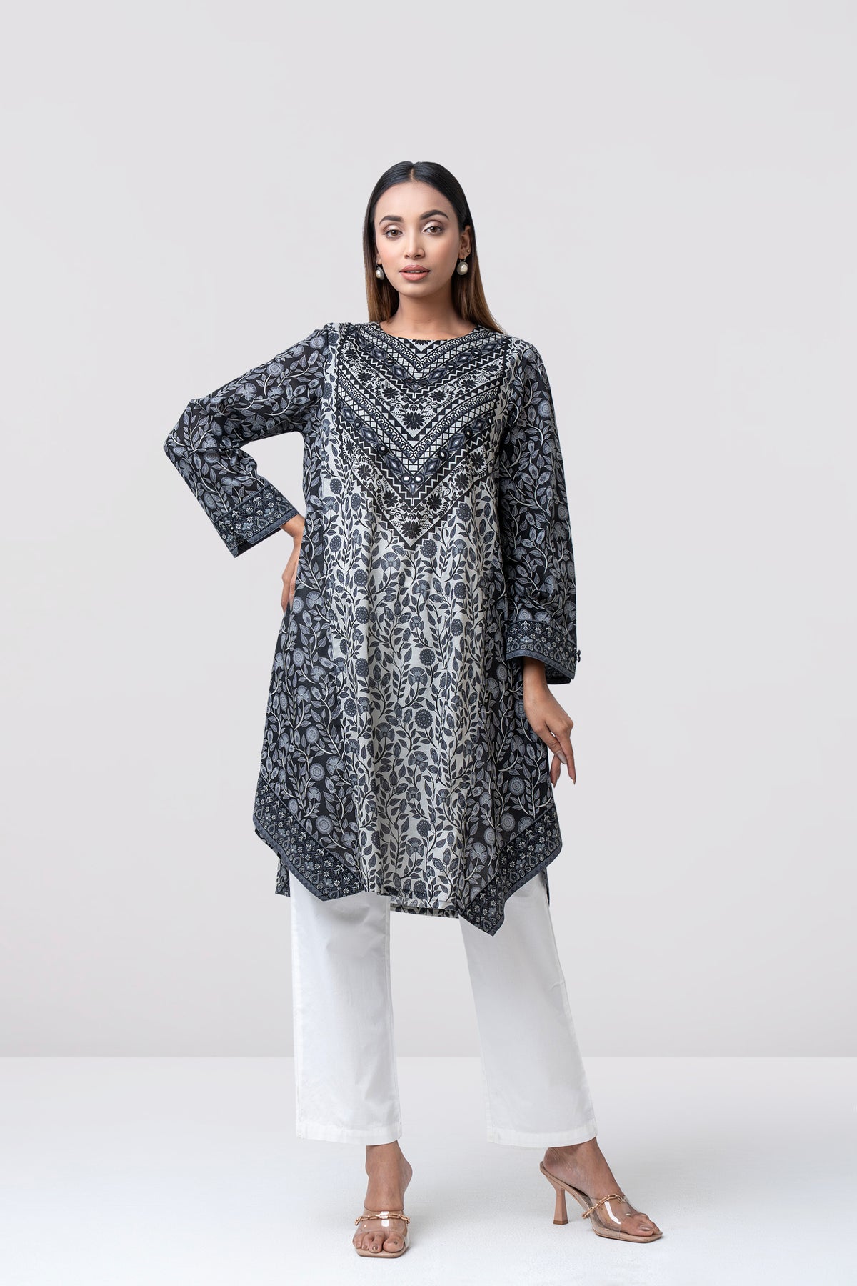 Smart Fit Printed Lawn Kurta