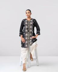 Smart Fit Embroidered Ethnic Kurti