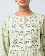 Smart Fit Embroidered Ethnic Kurti