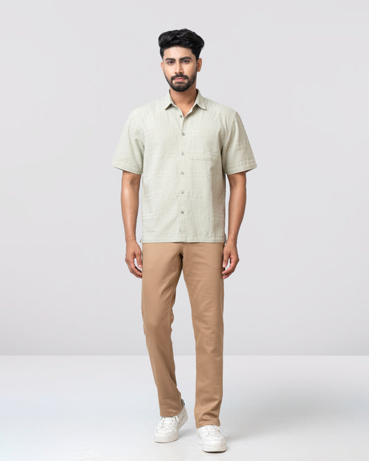 Relaxed Fit Solid Casual Shirt