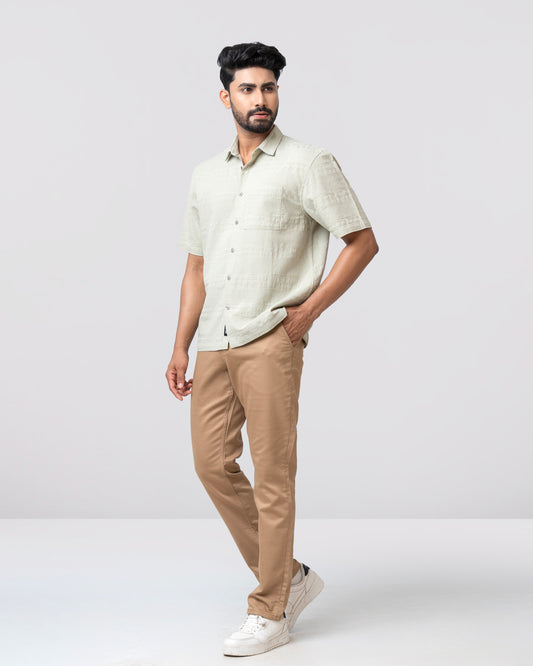 Relaxed Fit Solid Casual Shirt