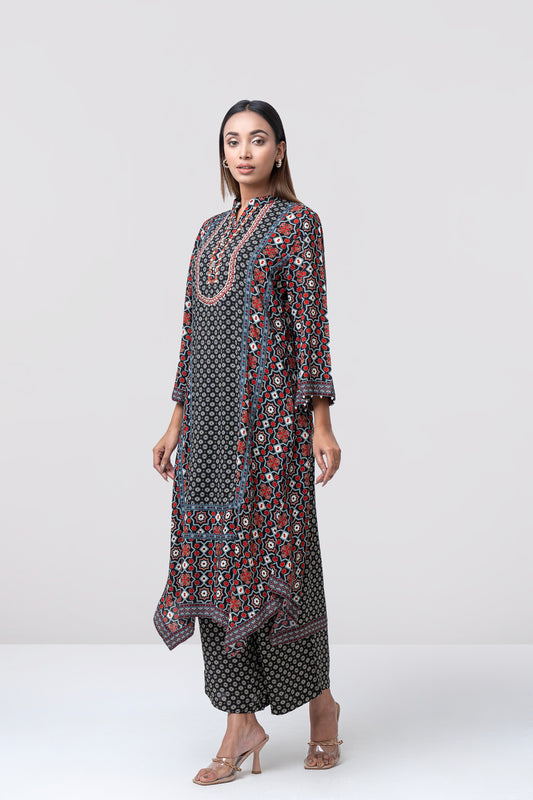 Smart Fit Embroidered Viscose Ethnic Kurta