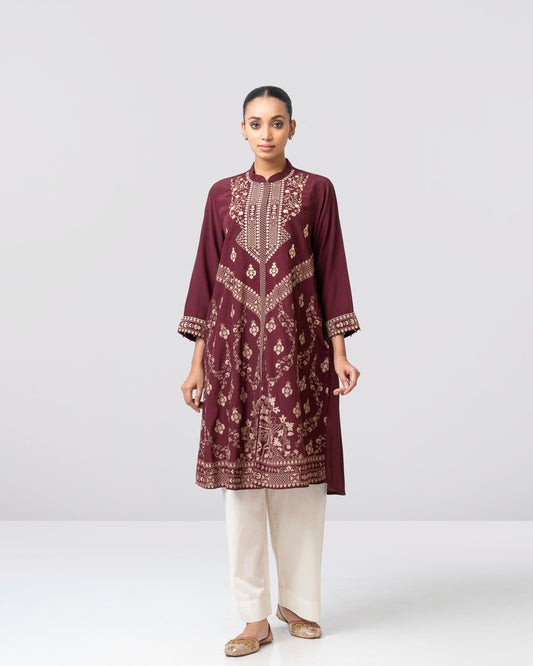 Relaxed Fit Embroidered Ethnic Kurta