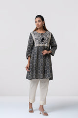 Relaxed Fit Printed Ethnic Kurti