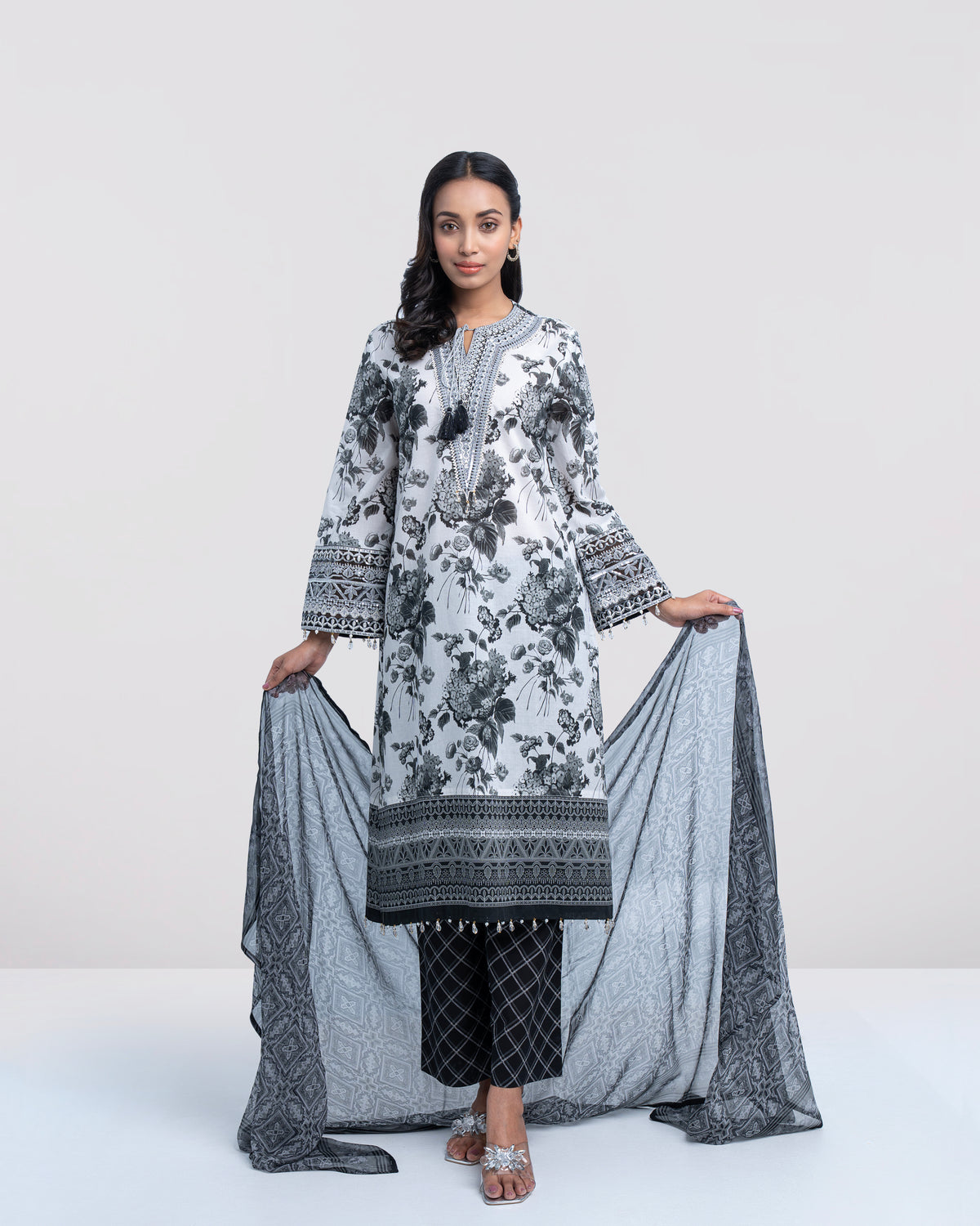 Smart Fit Digital Printed Three-Piece Lawn with Chiffon Dupatta
