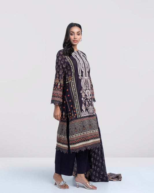 Smart Fit Digital Printed Three-Piece Lawn with Silk Dupatta