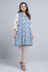 Short-Length Embroidered Relaxed Fit Ethnic Kurti