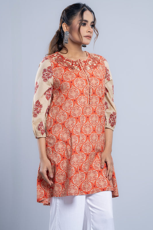 Short-Length Embroidered Relaxed Fit Ethnic Kurti