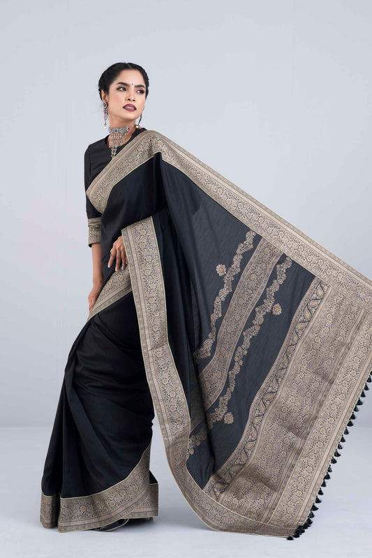 Women's Saree