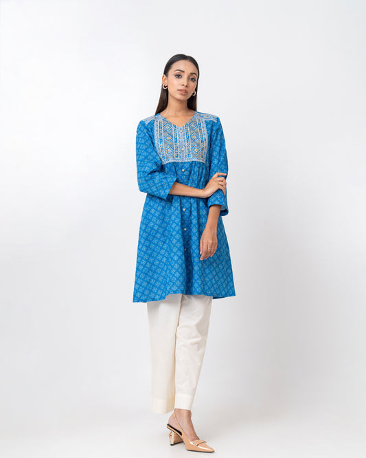 Smart Fit Embroidered Ethnic Kurti