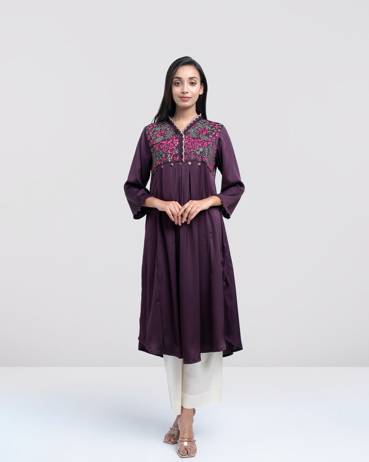 Smart Fit Scallop-Embroidered Satin Ethnic Kurta