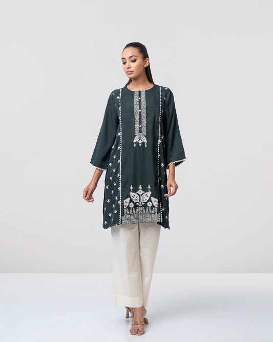 Smart Fit Embroidered Ethnic Kurti