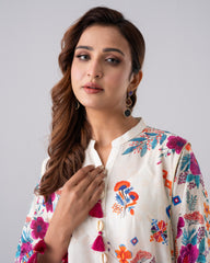 Relaxed Fit Digital Printed Three-Piece Lawn with Chiffon Dupatta