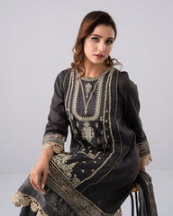 Smart Fit Embroidered Three-Piece Lawn with Chiffon Dupatta