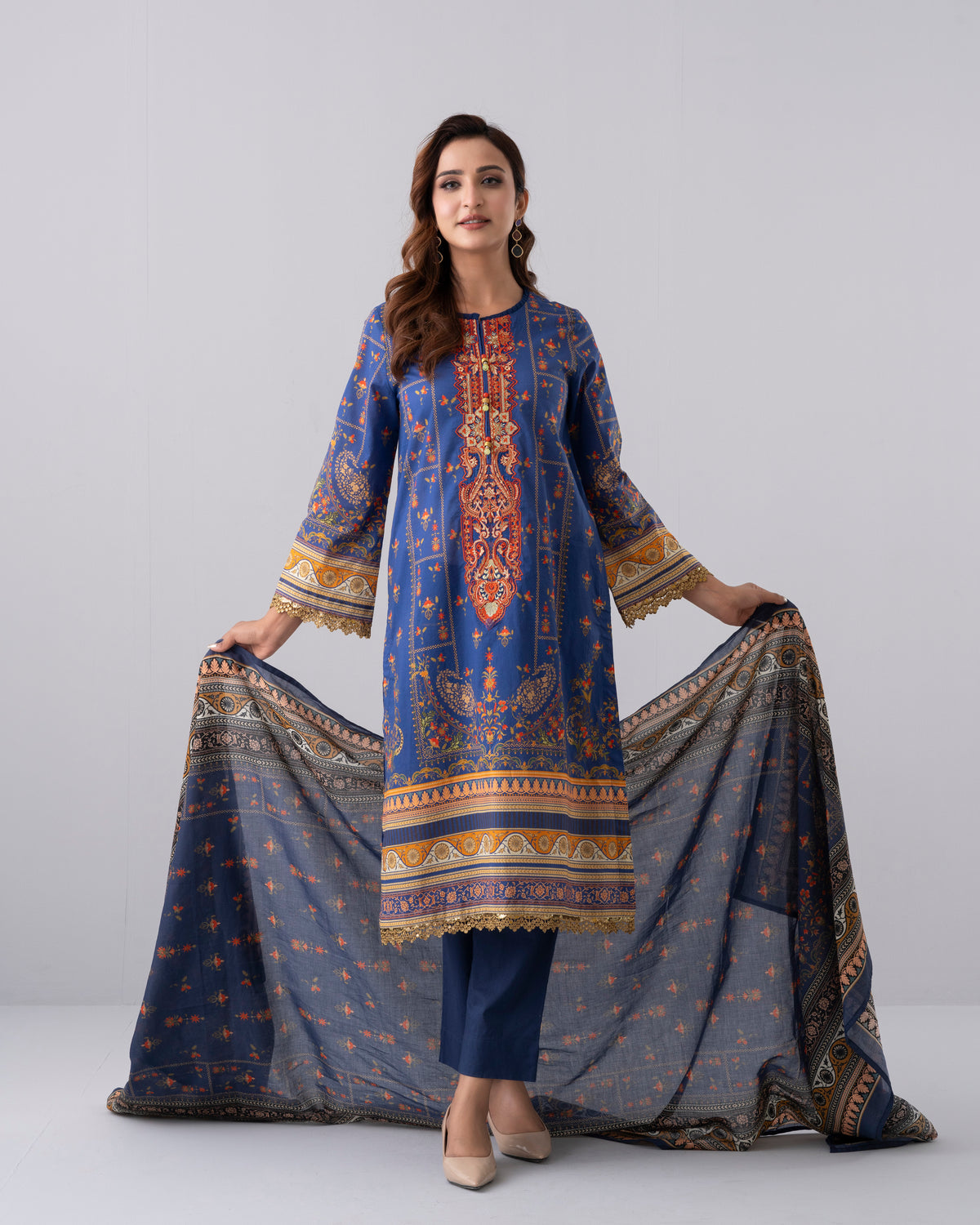 Smart Fit Embroidered Two-Piece Lawn