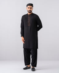 Regular Fit Embroidered Semi-Formal Kabli Set