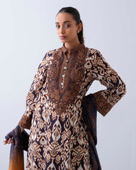 Smart Fit Embroidered Three-Piece Lawn with Silk Dupatta