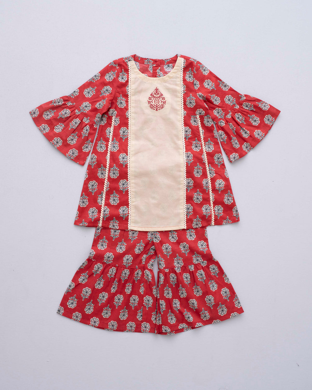 Newborn Girls' Ethnic Set (3-6 Months)
