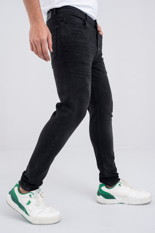 Black Carrot Fit Jeans