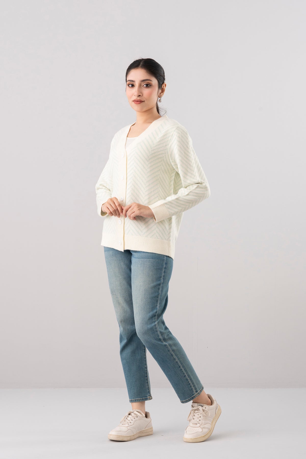 Regular Fit Yarn-Dyed Acrylic Cardigan