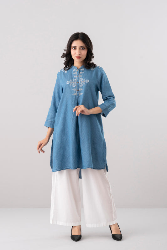 Smart Fit Embroidered Ethnic Kurti