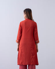 Relaxed Fit One-Piece Embroidered Ethnic Kurta