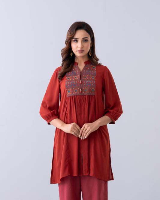 Relaxed Fit Embroidered  Ethnic Kurti