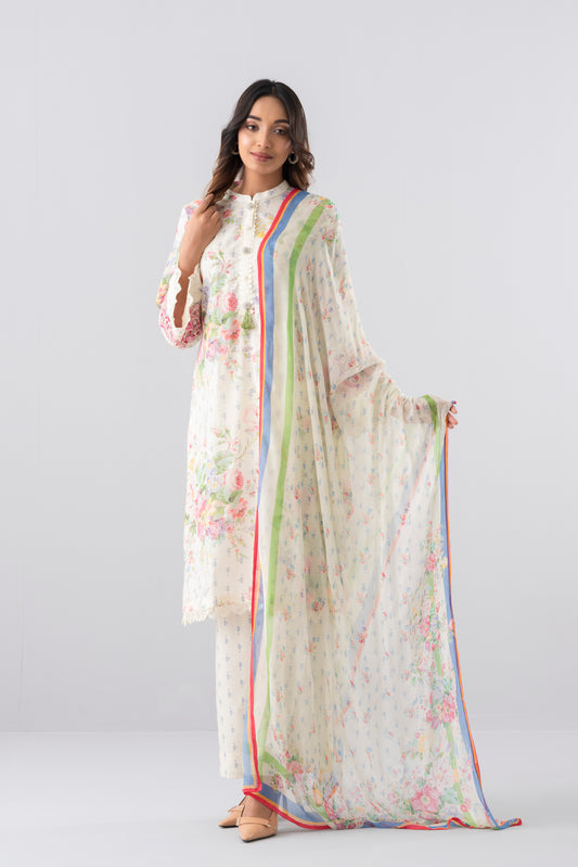 Smart Fit Digital Printed Three-Piece Lawn with Chiffon Dupatta