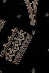 Smart Fit Embroidered Three-Piece Velvet Ethnic Set with Organza Dupatta