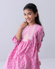 Girls' Embroidered Ethnic kurti (2-4 Years)