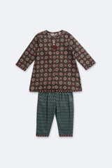 Newborn Girls' Ethnic Set (3-6 Months)